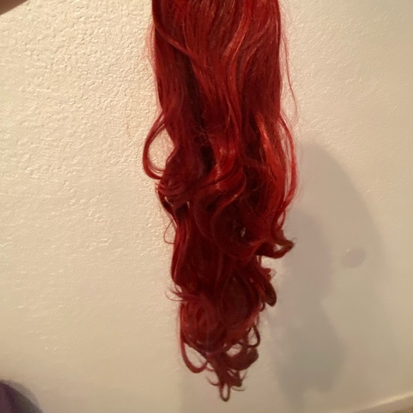 Little Mermaid Red Wig - Picture 3 of 5